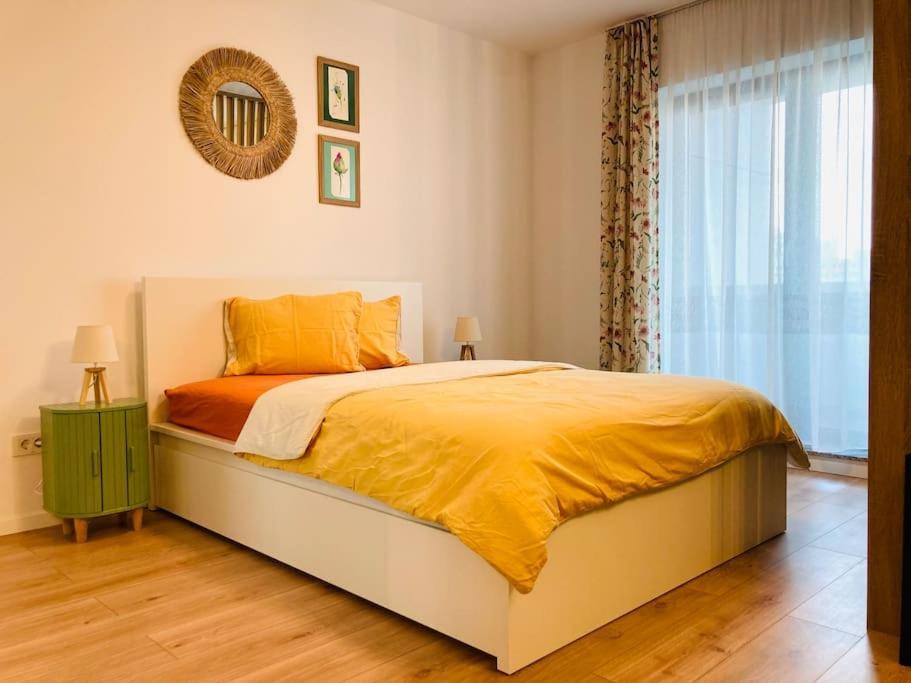 The 2Nd Place 2Be Apartment Bukares Bagian luar foto